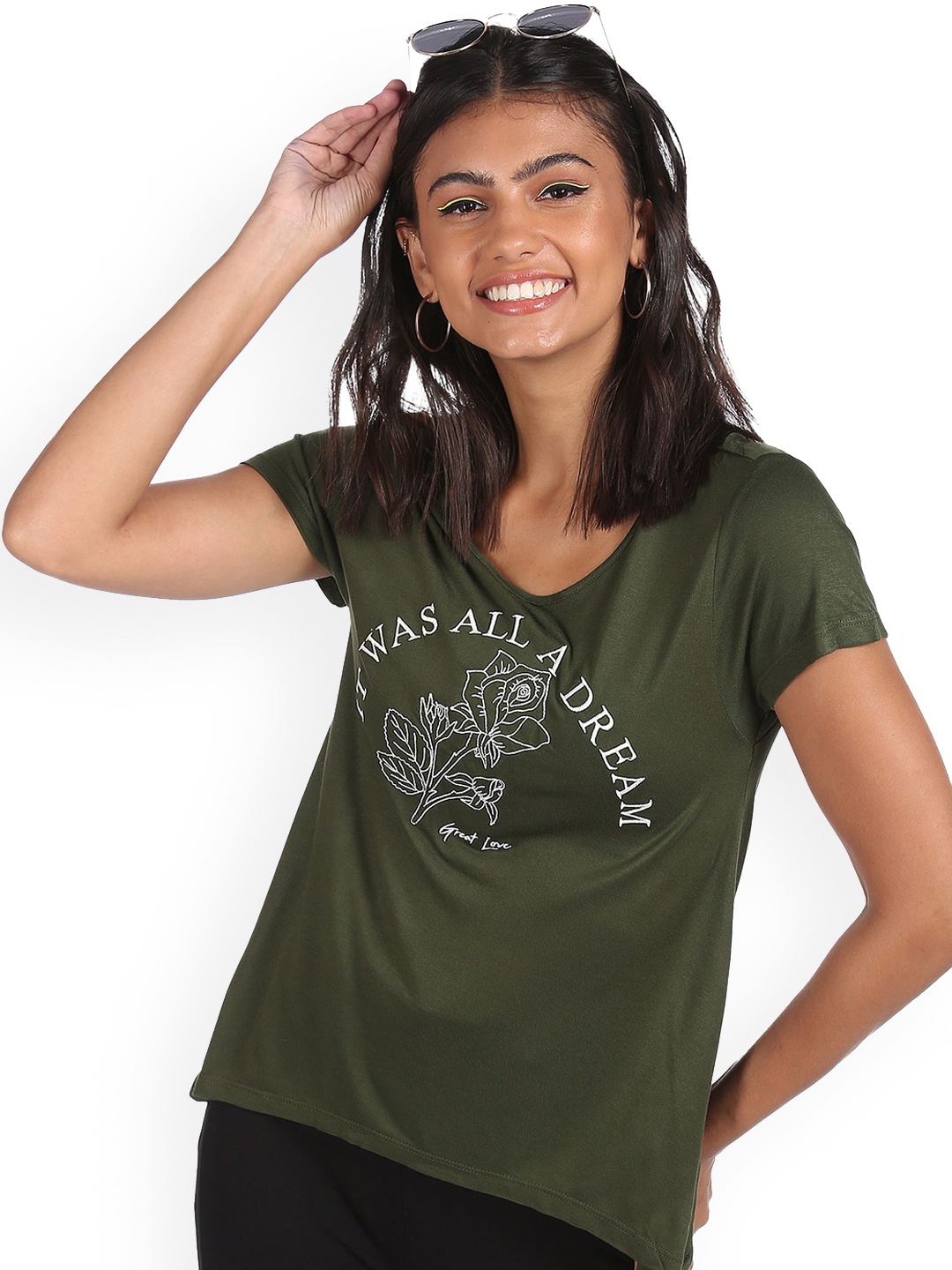 

Sugr Women Olive Round Neck Graphic Print T-Shirt, Green