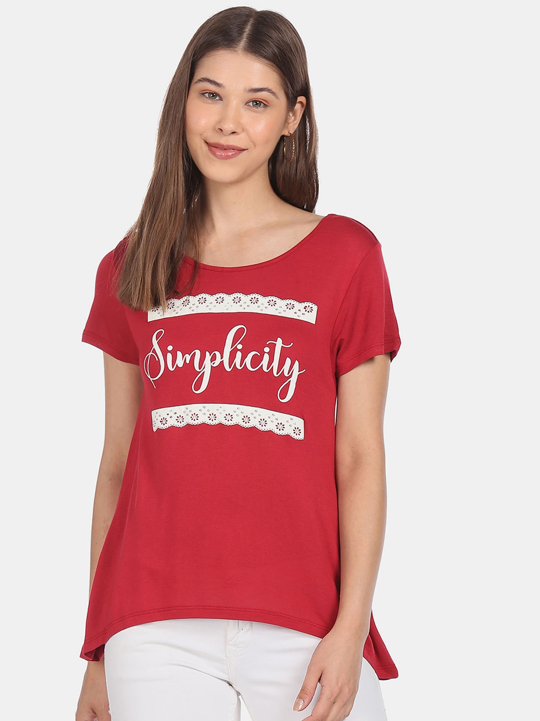 

Sugr Women Red Round Neck graphic Print T-Shirt