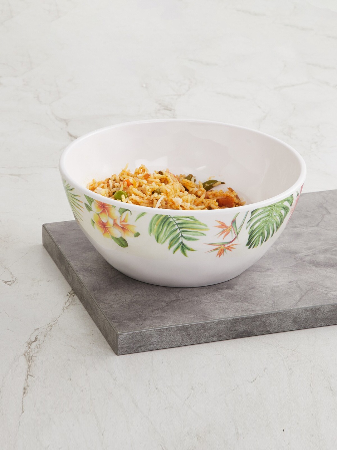 

Home Centre White & Green 1 Pieces Printed Melamine Glossy Bowls