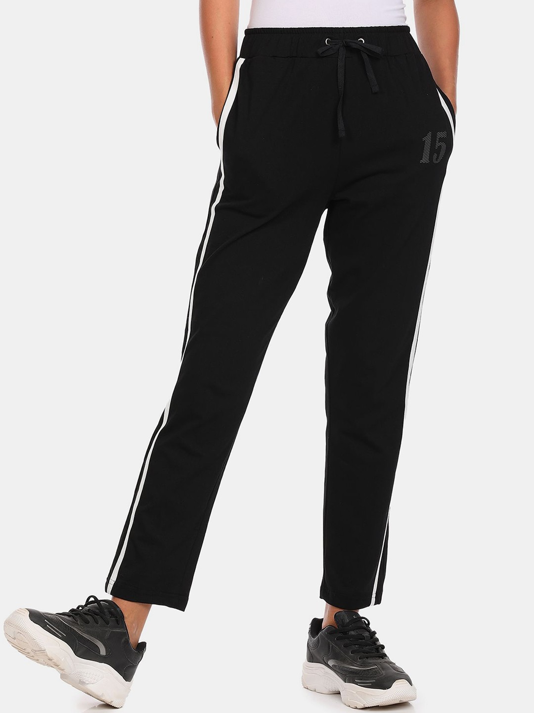 

Sugr Women Black Solid Cotton Track Pants