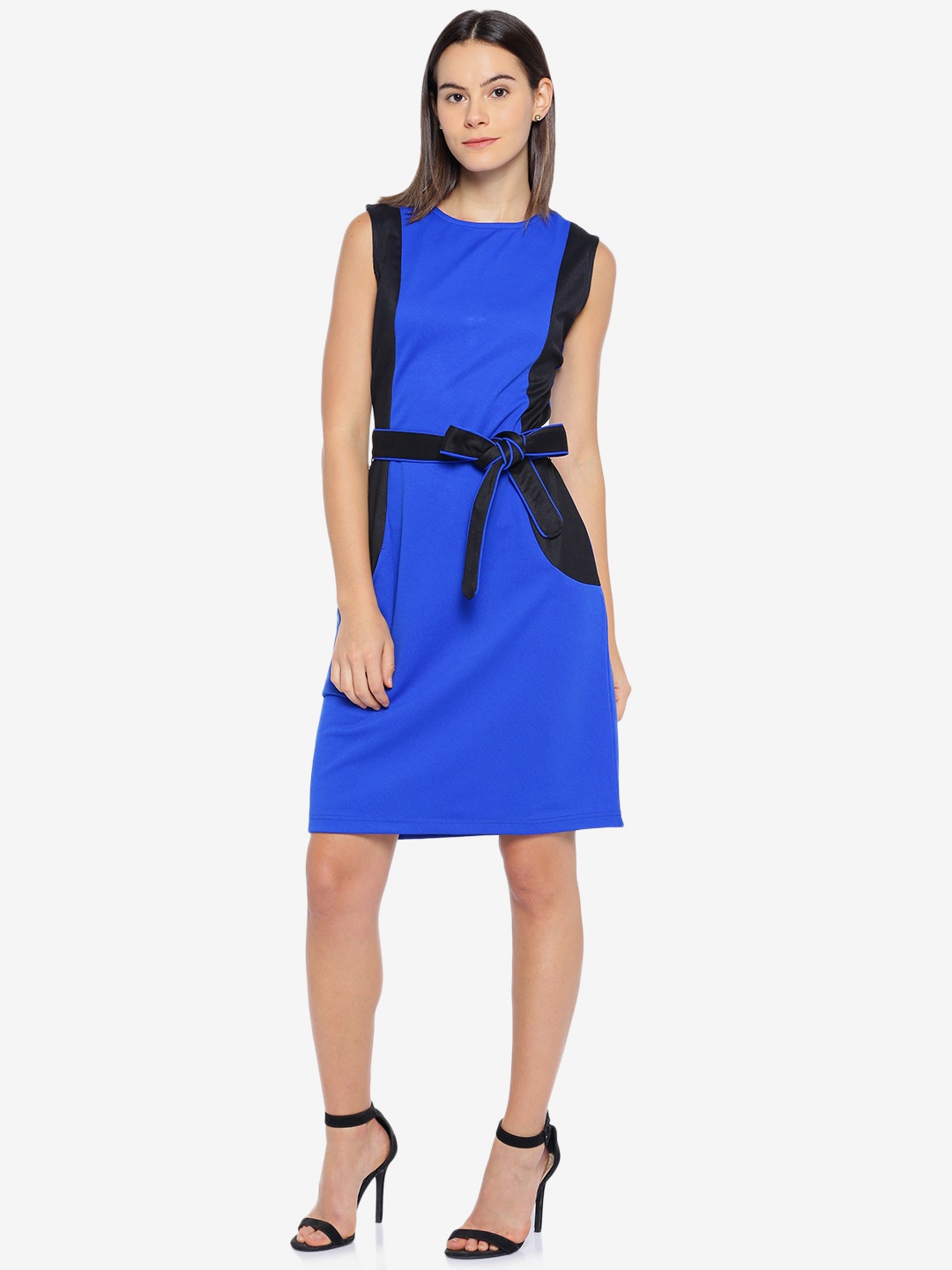 

Emmyrobe Blue Colourblocked Sheath Dress