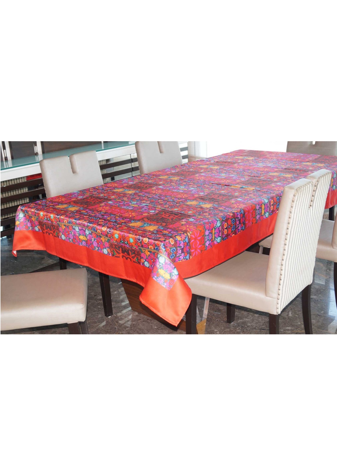 

Lushomes Red & Pink Printed 6-Seater Table Cover