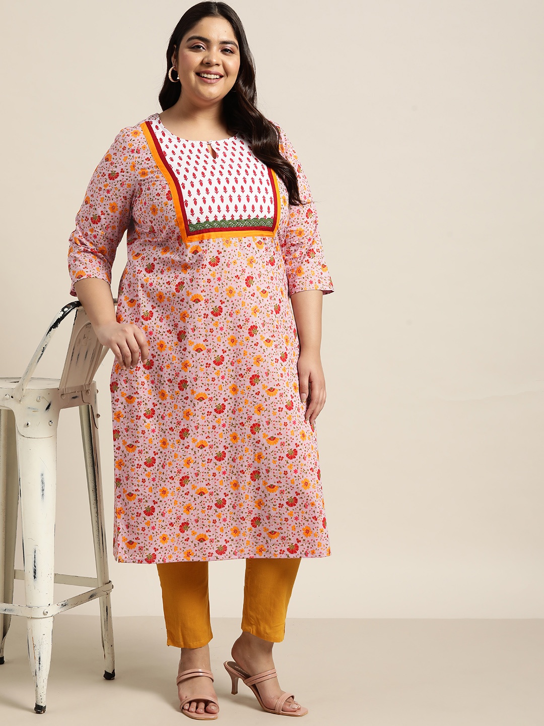 

Sztori Women Plus Size Lavender & Maroon Floral Printed Pure Cotton Kurta