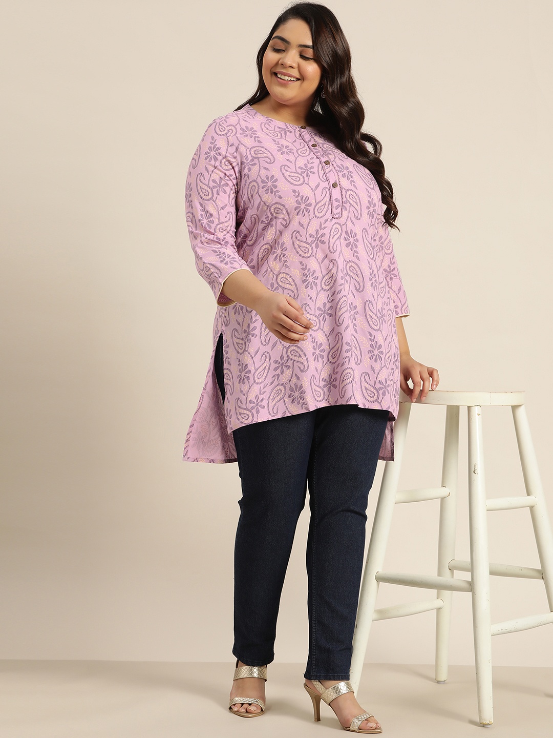 

Sztori Women Lavender & Yellow Ethnic Motifs Printed Plus Size Kurti