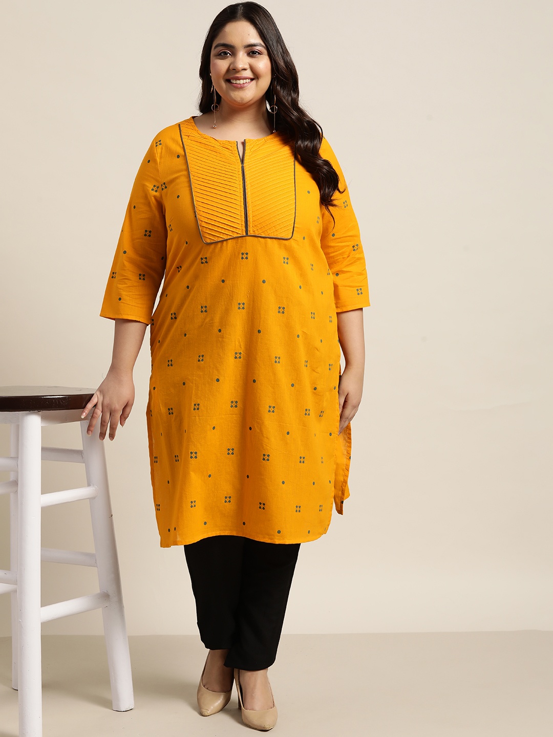 

Sztori Women Plus Size Mustard Yellow & Grey Printed Pure Cotton Kurta
