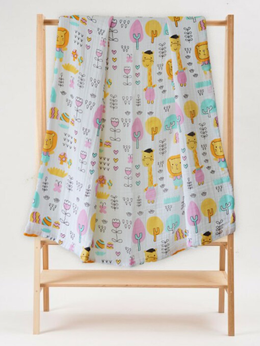 

The Mom Store Kids Multi Muslin 6 Layer Dohar Blanket- Jungle Safari, White