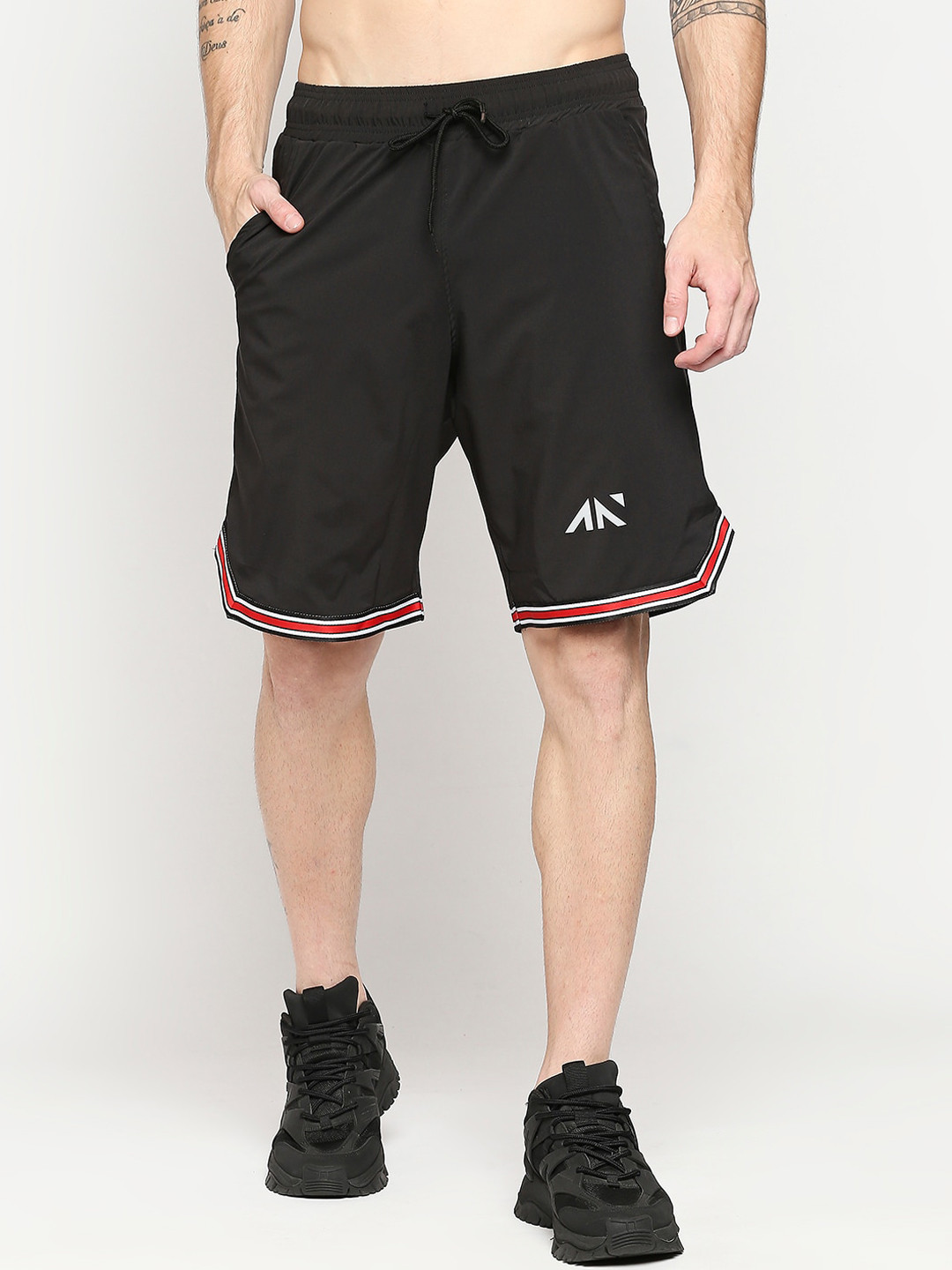 

AESTHETIC NATION Men Black Loose Fit Training or Gym Sports Shorts