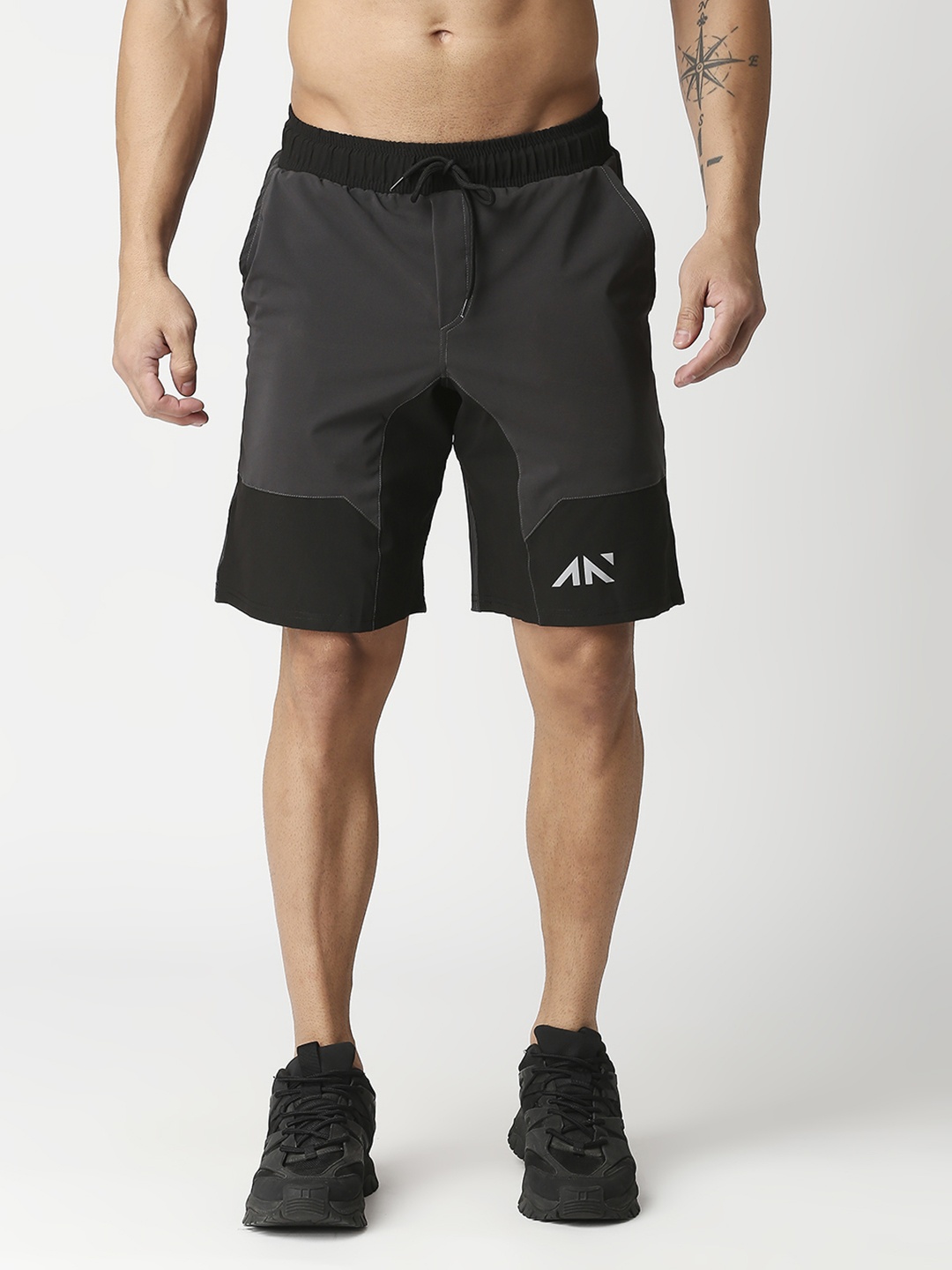 

AESTHETIC NATION Men Grey Regular Shorts