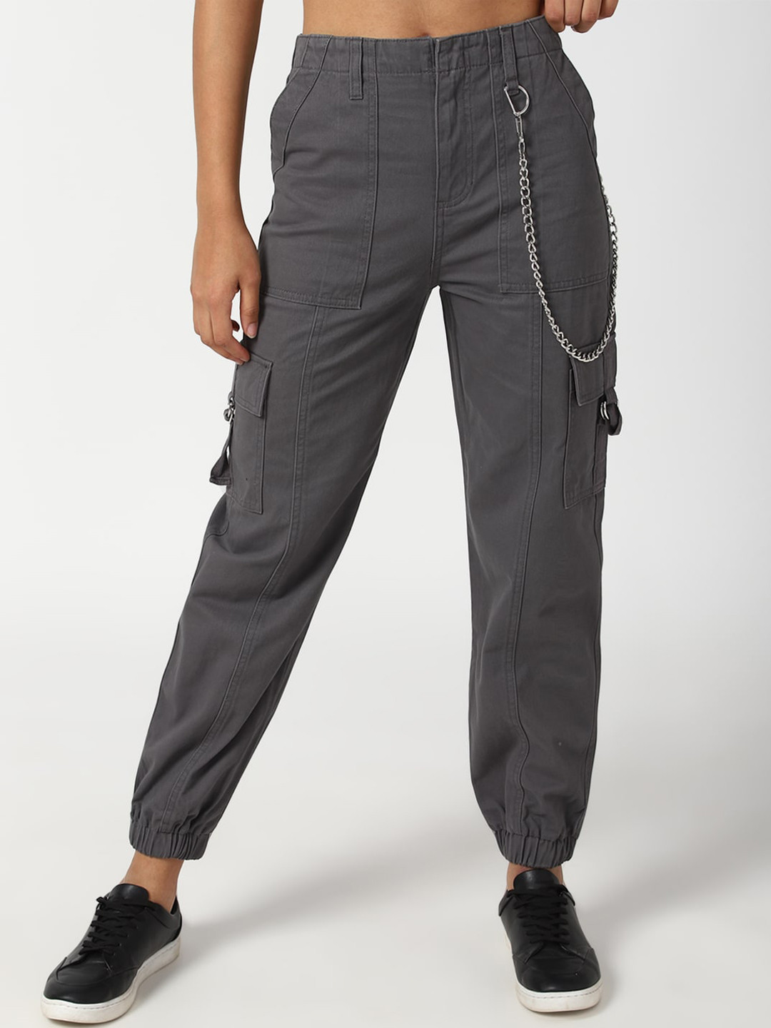 

FOREVER 21 Women Grey Pure Cotton Cargo Joggers with Chain