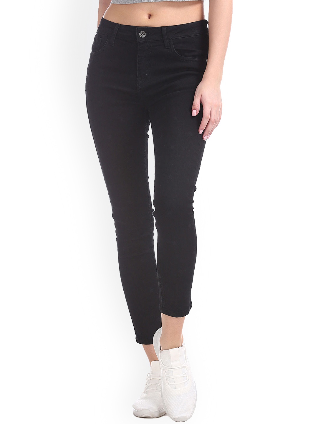 

Sugr Women Black Slim Fit Mildly Distressed Jeans