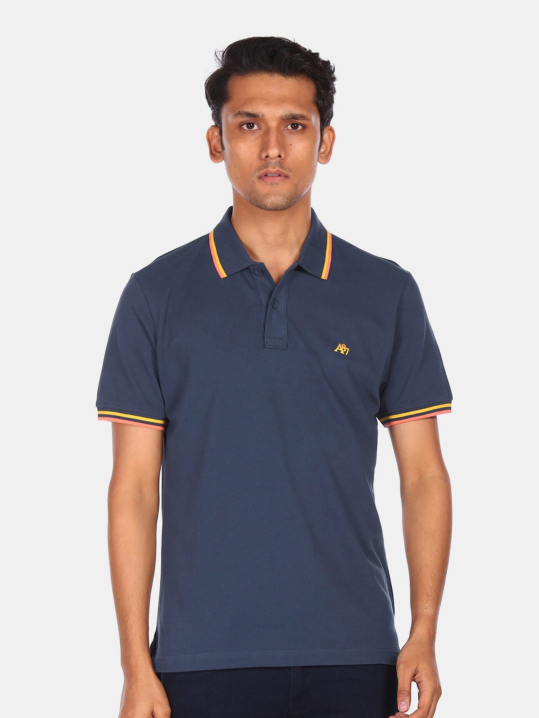 

Aeropostale Men Blue Polo Collar Applique T-shirt