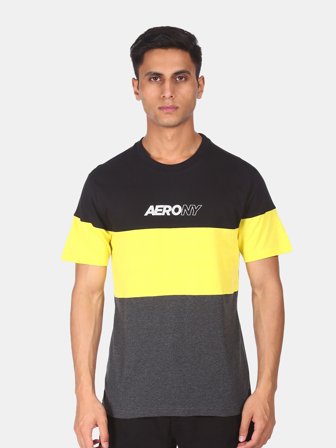

Aeropostale Men Black & Yellow Colourblocked Pure Cotton T-shirt