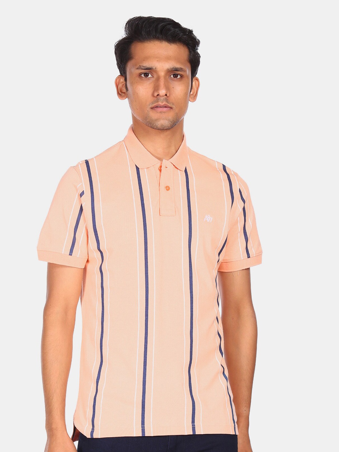 

Aeropostale Men Pink & fairy tale Striped Henley Neck Extended Sleeves Pockets T-shirt