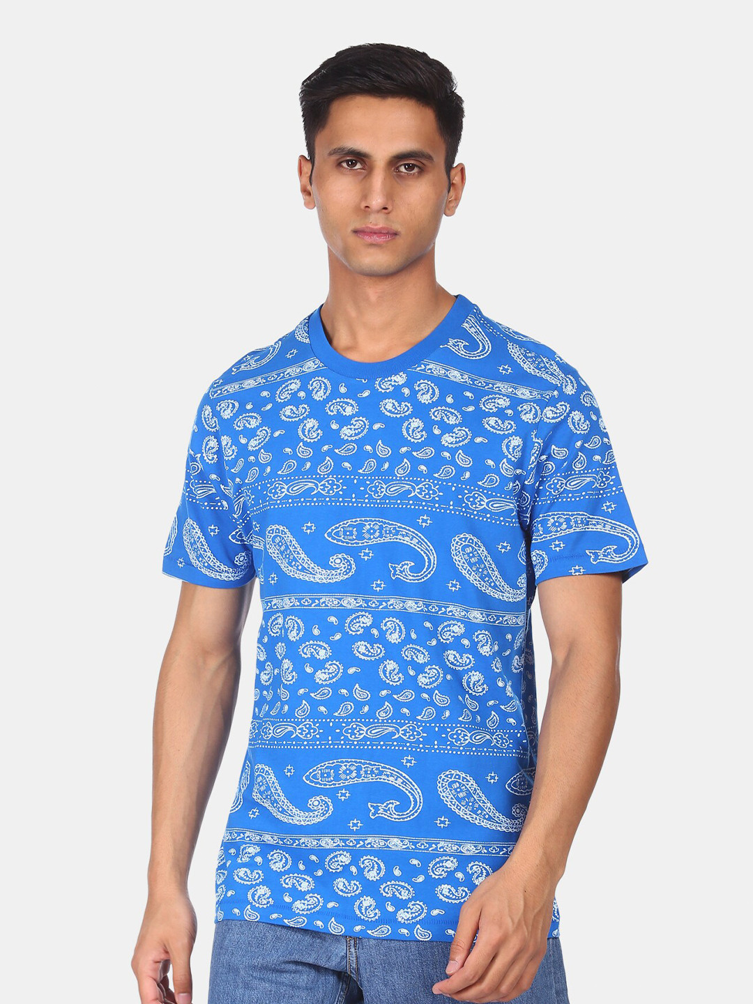 

Aeropostale Men Blue & google chrome blue Printed Raw Edge T-shirt