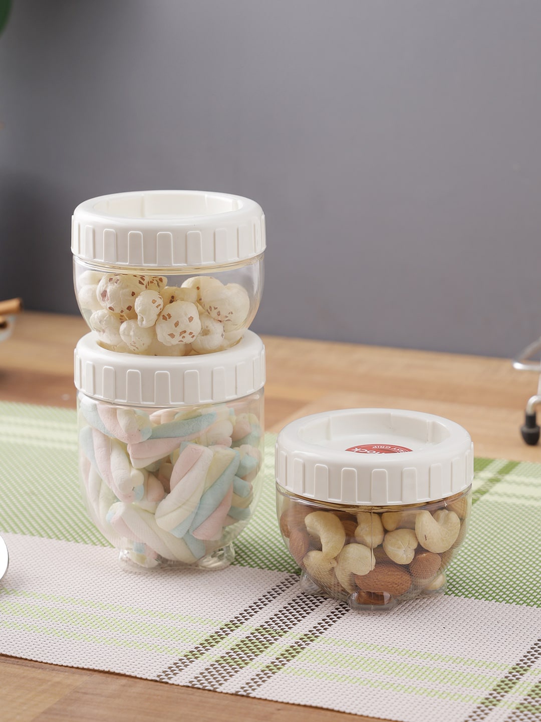 

Lock & Lock Set of 3 Transparent & White Solid Food Containers
