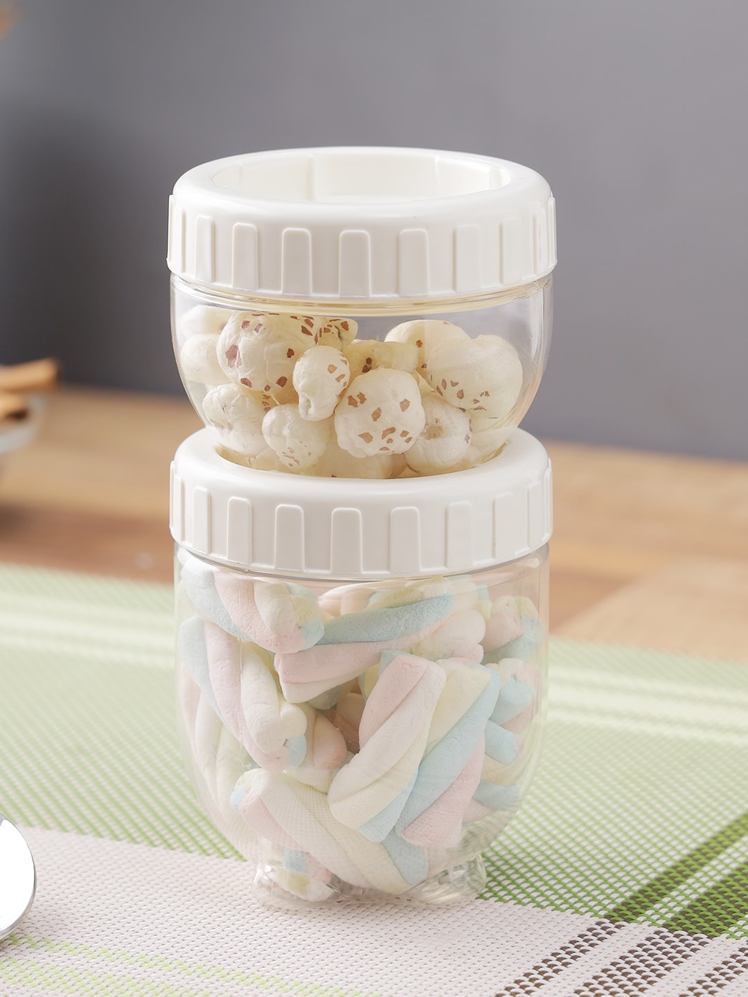 

Lock & Lock Pack of 2 Transparent Solid Airtight Food Storage Container