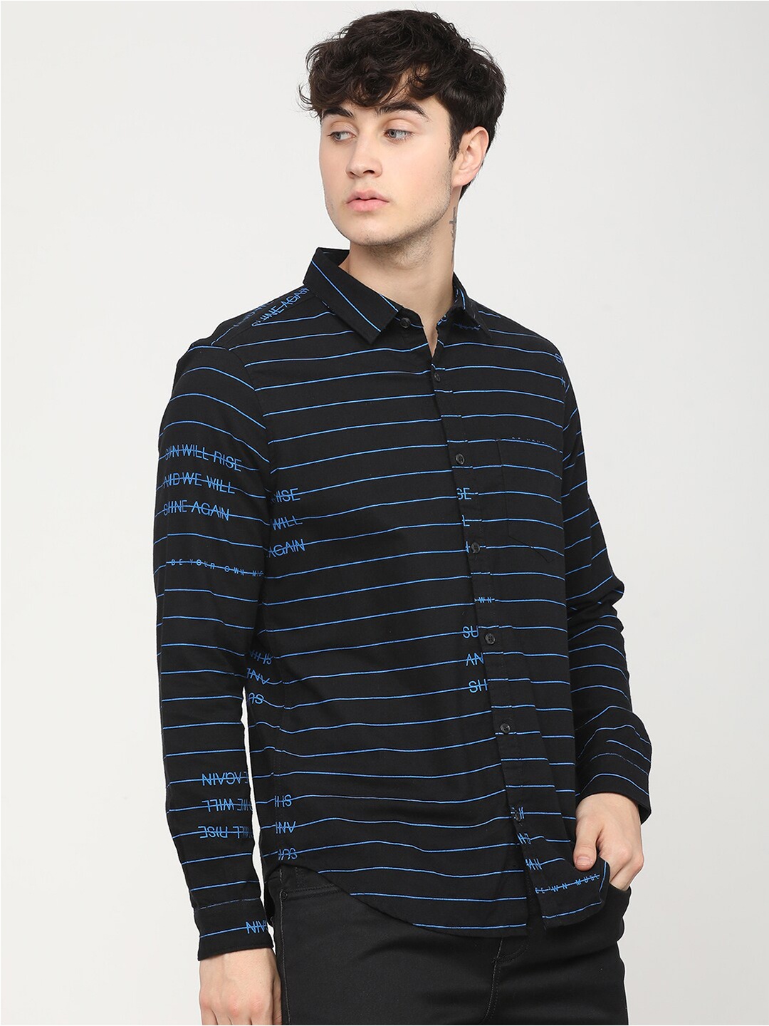 

KETCH Men Black Slim Fit Horizontal Stripes Striped Casual Shirt