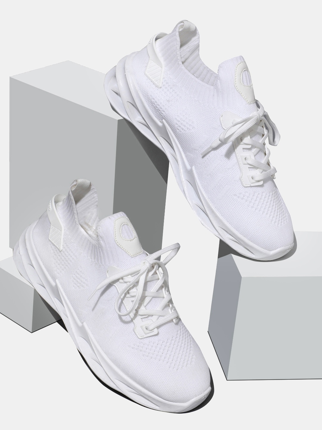 

RapidBox Men White Solid Sneakers
