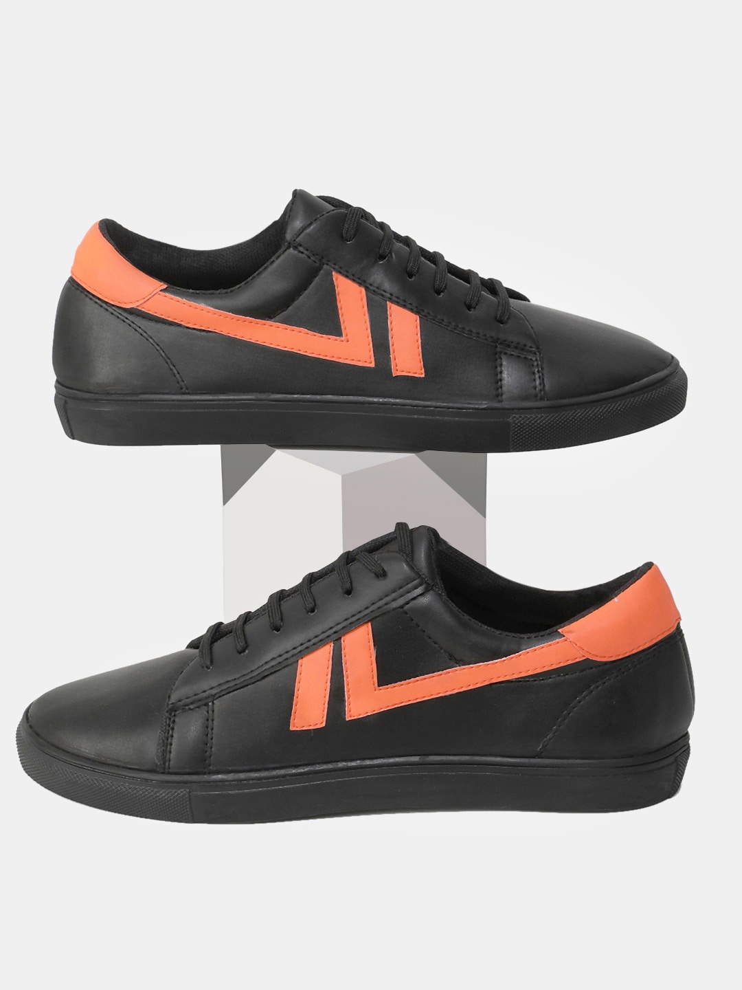 

RapidBox Men Black & Orange Sneakers