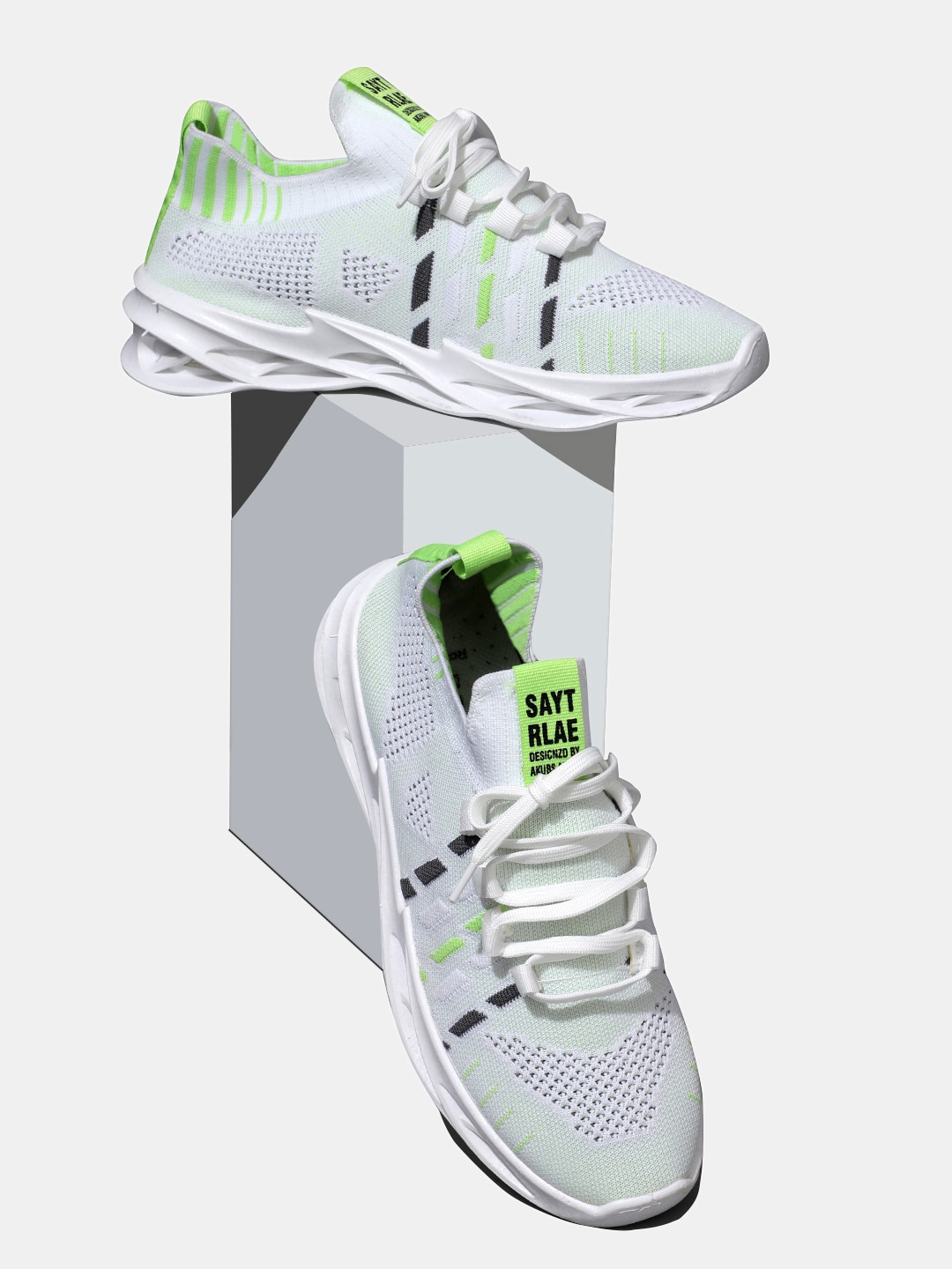 

RapidBox Men White & Green Striped Sneakers