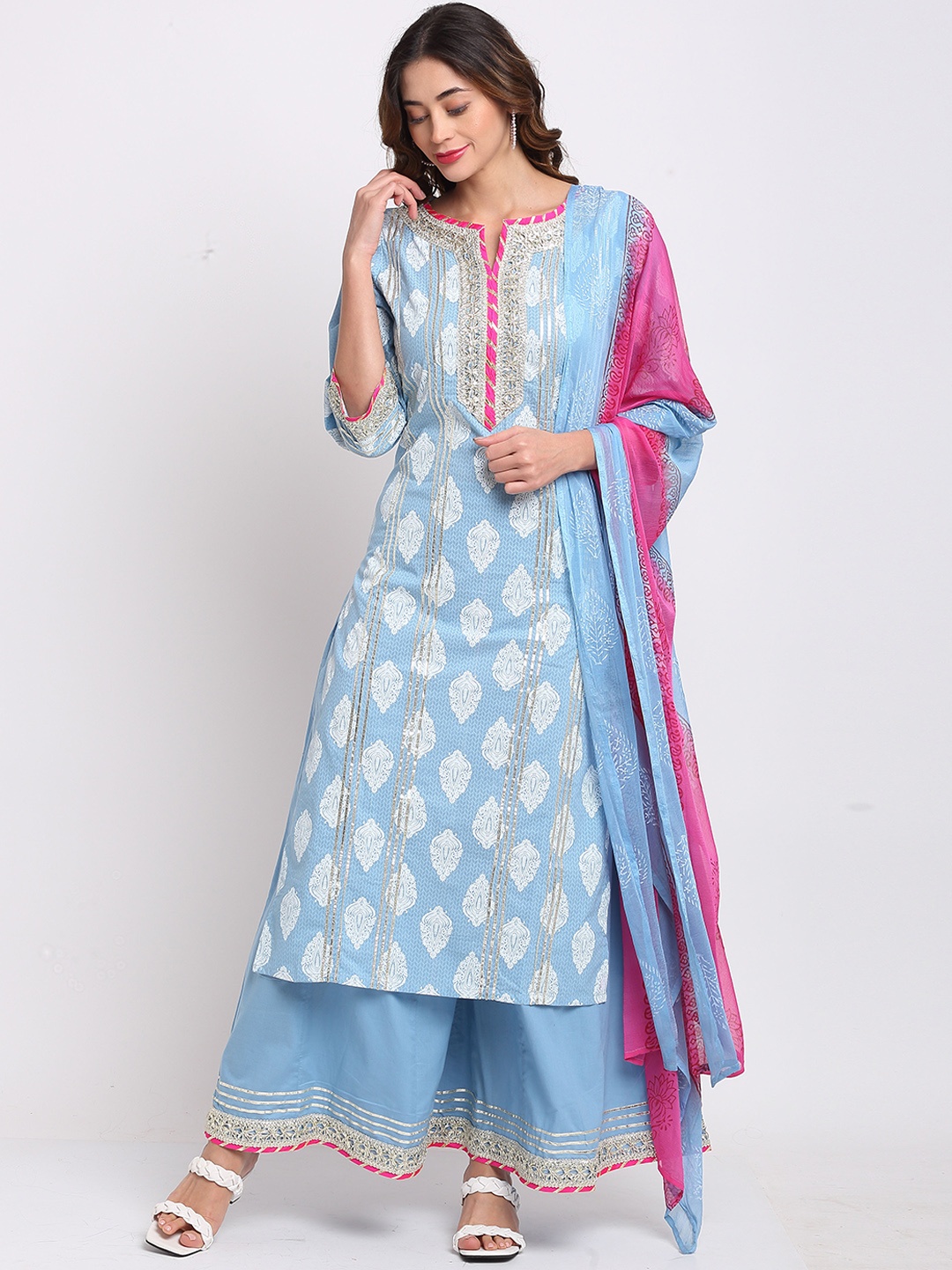 

Rajnandini Women Turquoise Blue Ethnic Motifs Printed Gotta Patti Pure Cotton Kurta Set