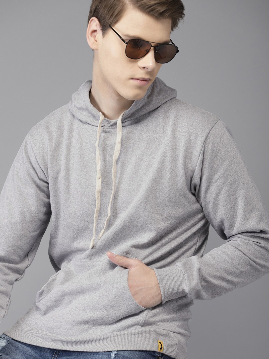 

Campus Sutra Men Grey Cotton Hooded Sweatshirt