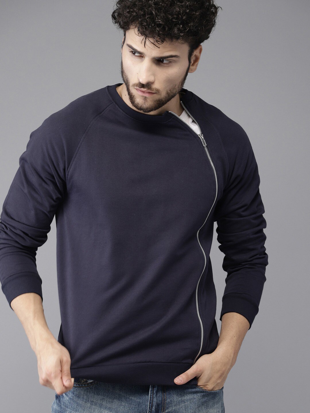 

Campus Sutra Men Navy Blue Sweatshirt