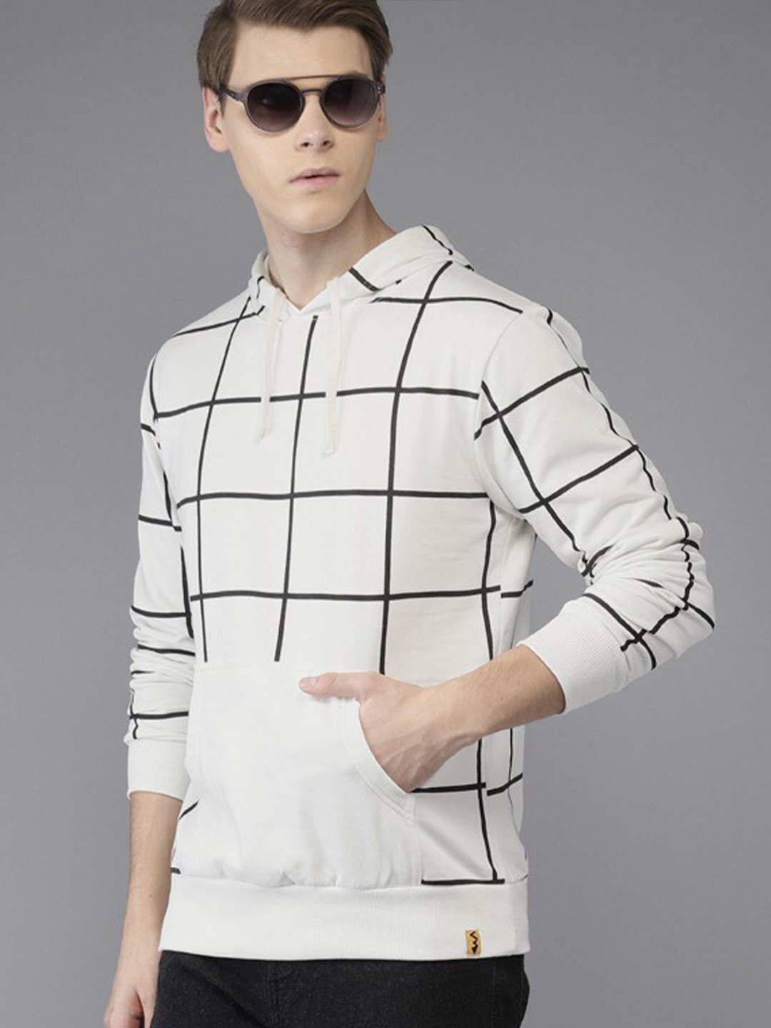 

Campus Sutra Men White & Black Checked Cotton Hooded Sweatshirt