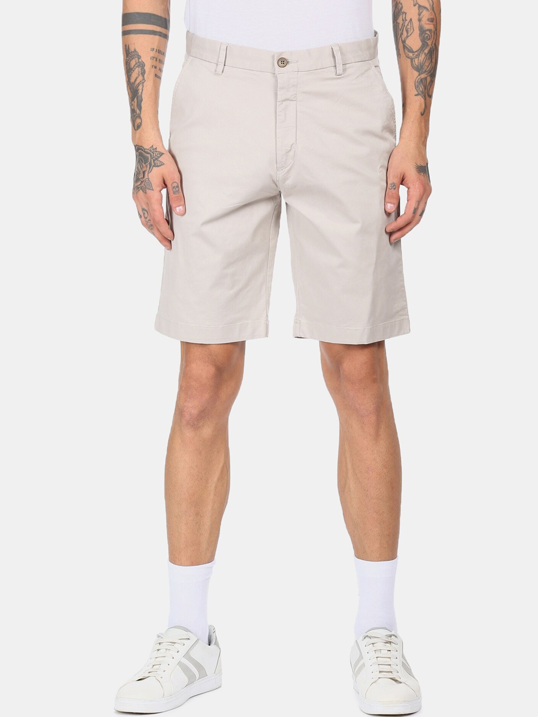 

Arrow Sport Men Off-White Regular Shorts