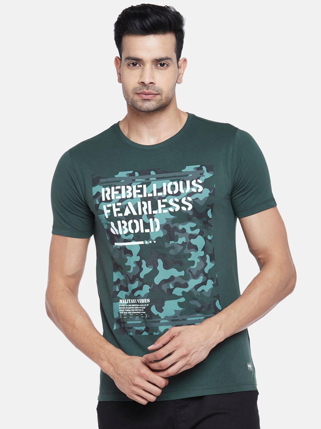 

Urban Ranger by pantaloons Men Green Cotton Printed Raw Edge Slim Fit T-shirt