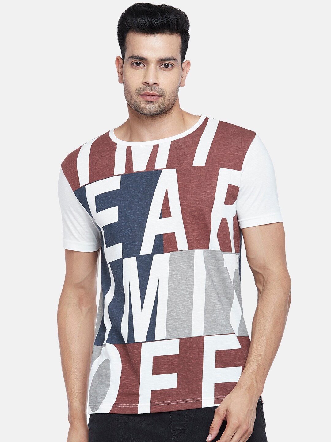 

People Men Brown & White Typography Printed T-shirt