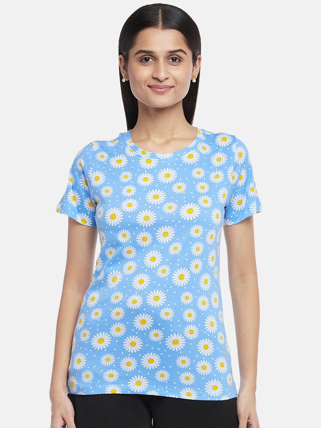 

Honey by Pantaloons Women Blue Printed V-Neck Applique T-shirt