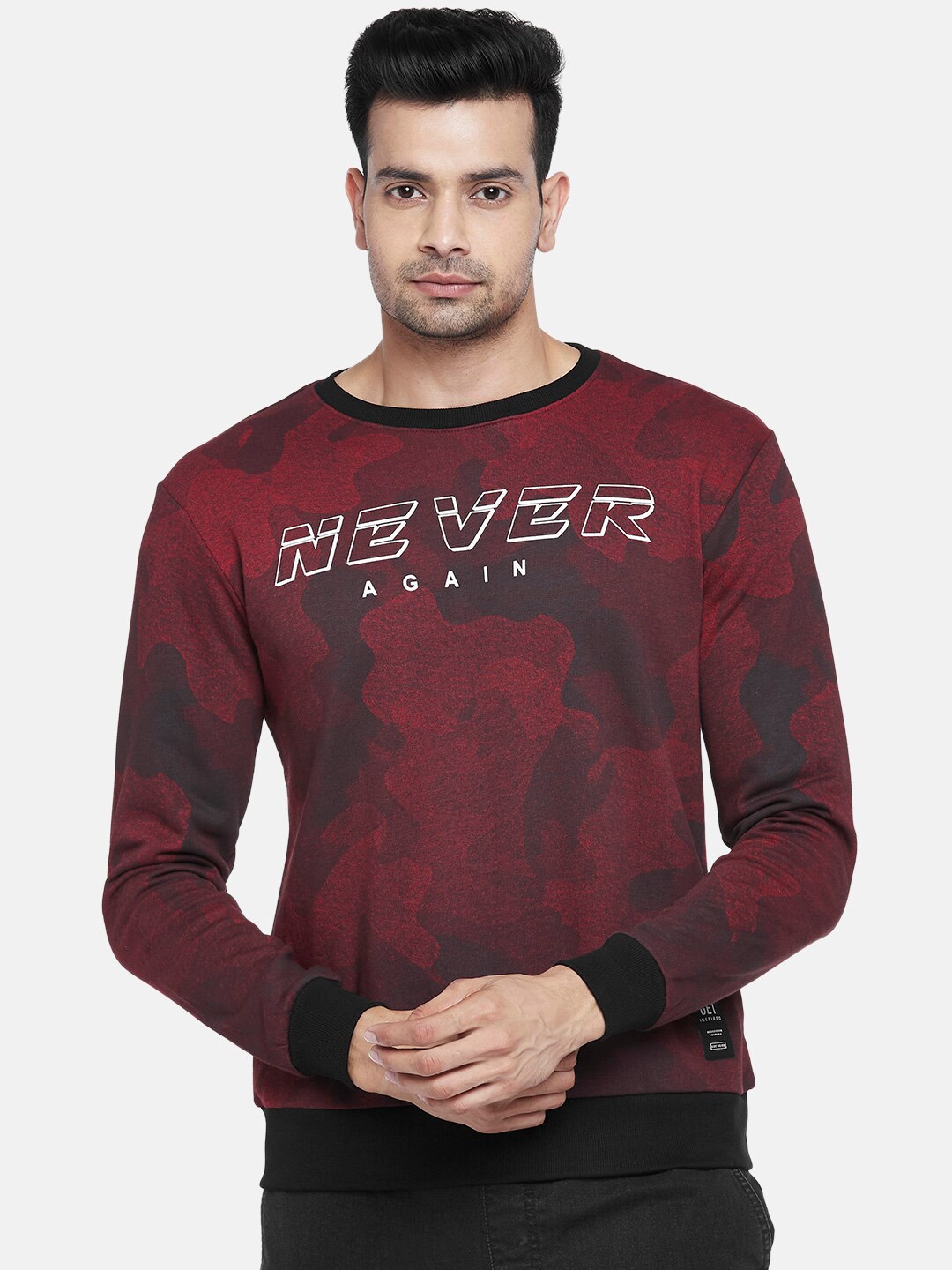 

People Men Red Camouflage Printed Sweatshirt