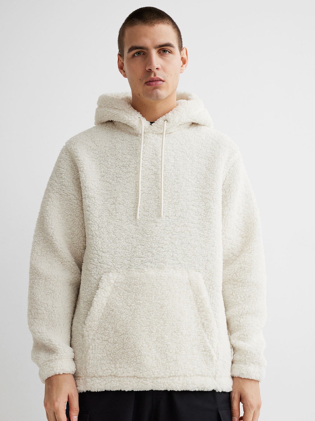 

H&M Men White Solid Regular Fit Hoodie