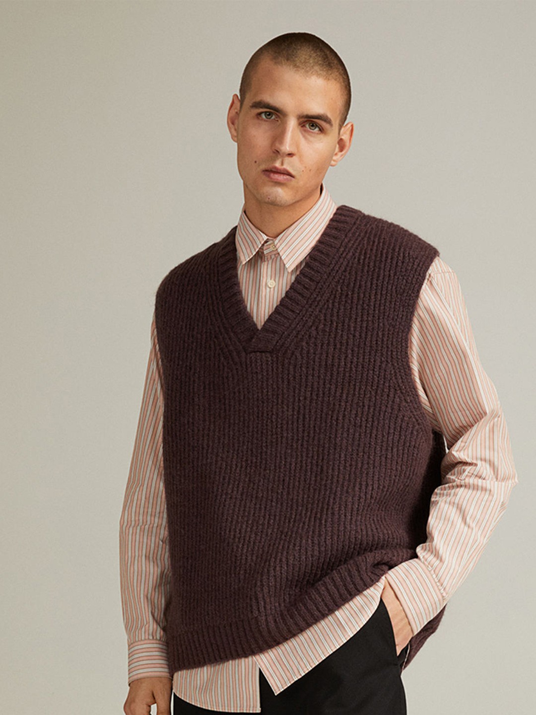 

H&M Men Purple Knitted Wool-Blend Sweater Vest