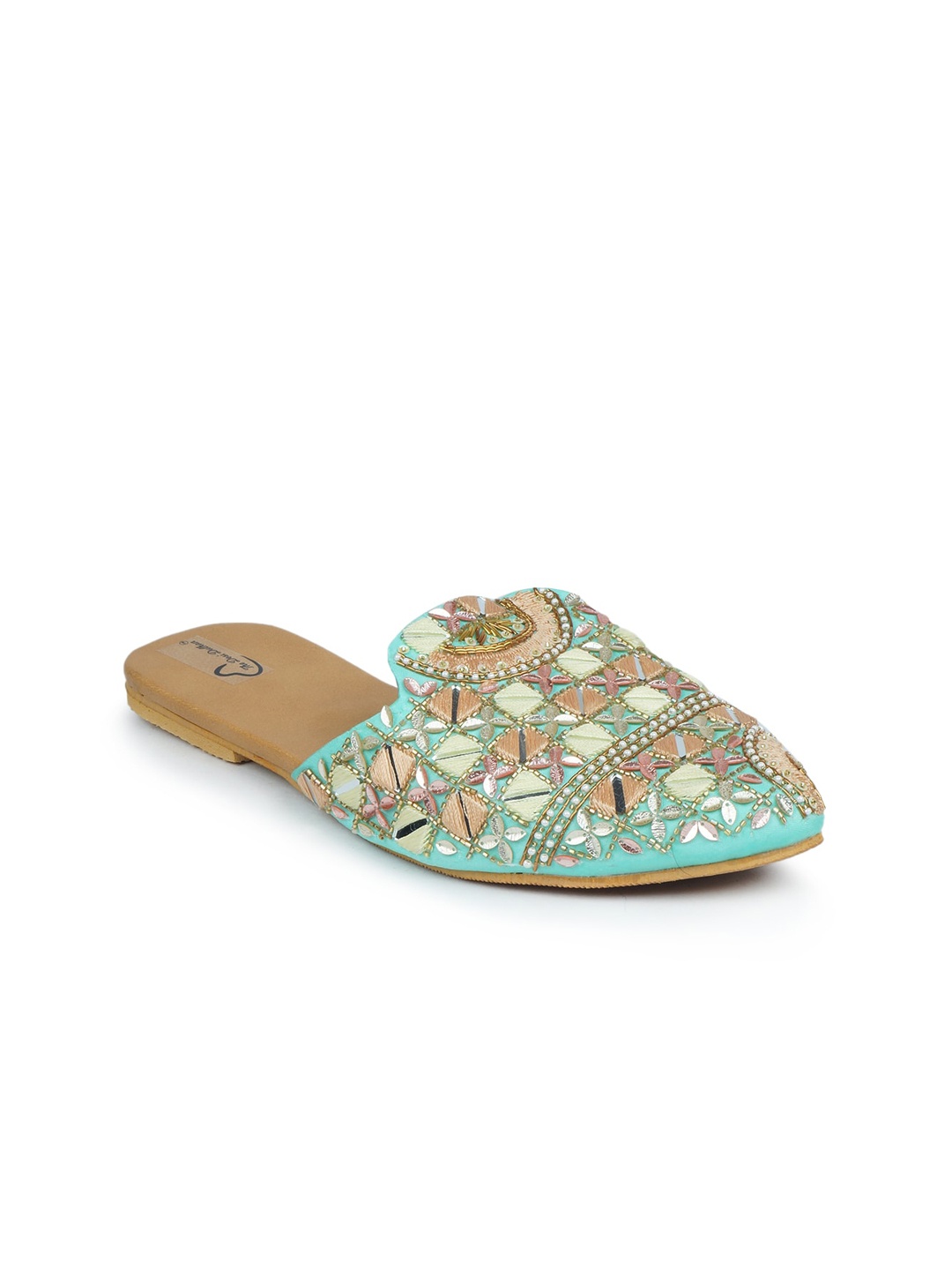 

The Desi Dulhan Women Green & Gold-Toned Embroidered Ethnic Mules Flats