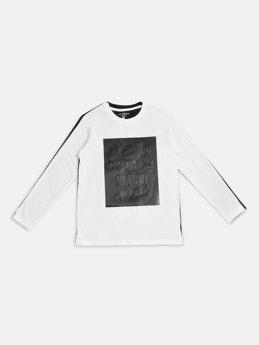 

Pantaloons Junior Boys White Printed Applique T-shirt