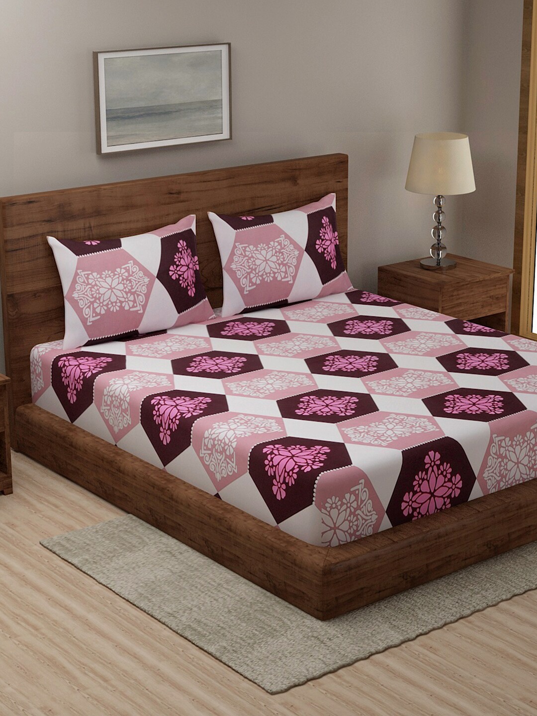 

TAG 7 Pink & Blue Geometric 210 TC 2 King Bedsheet with 4 Pillow Covers