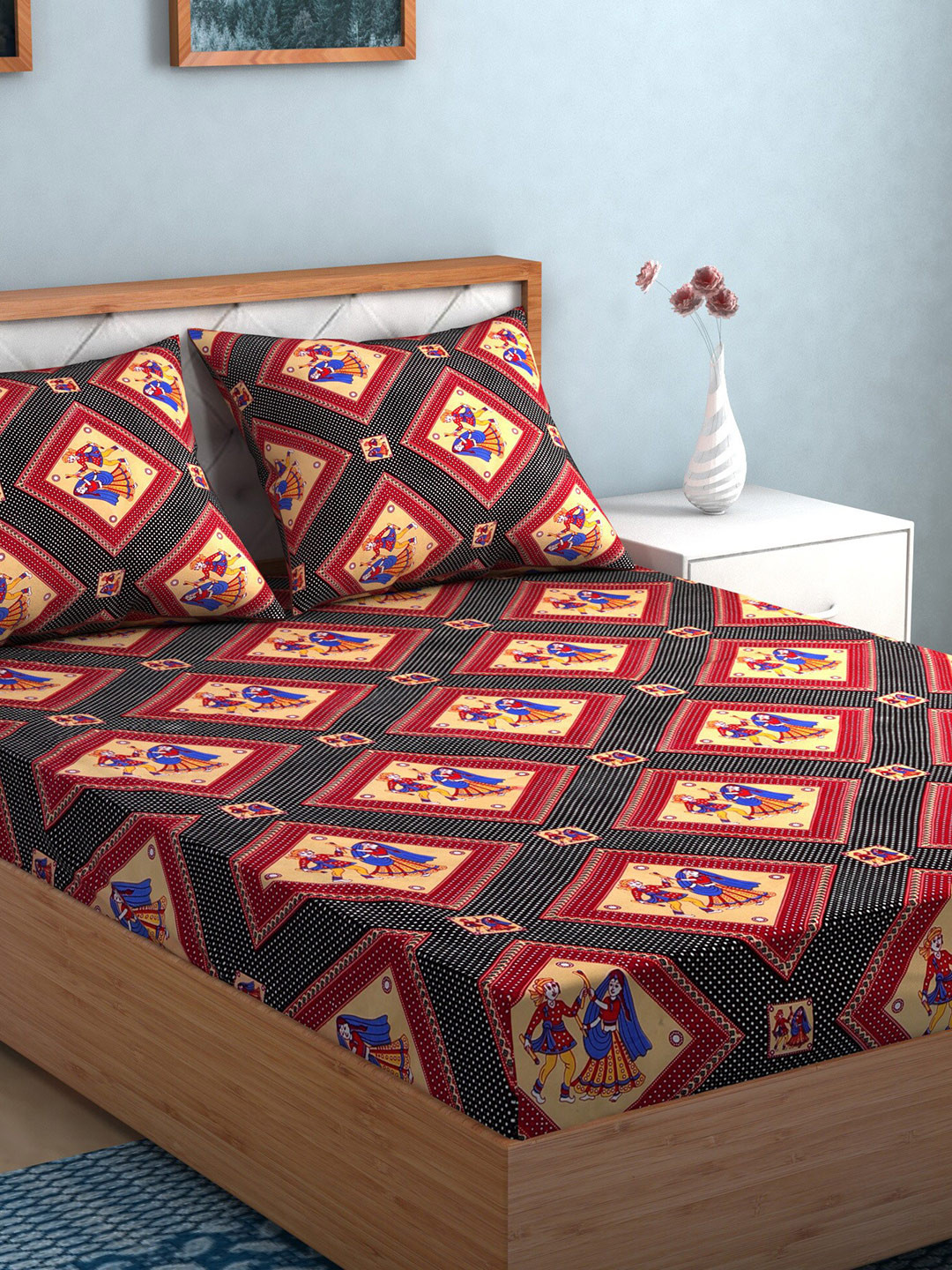 

TAG 7 Red & Grey Ethnic Motifs 210 TC 2 King Bedsheet with 4 Pillow Covers