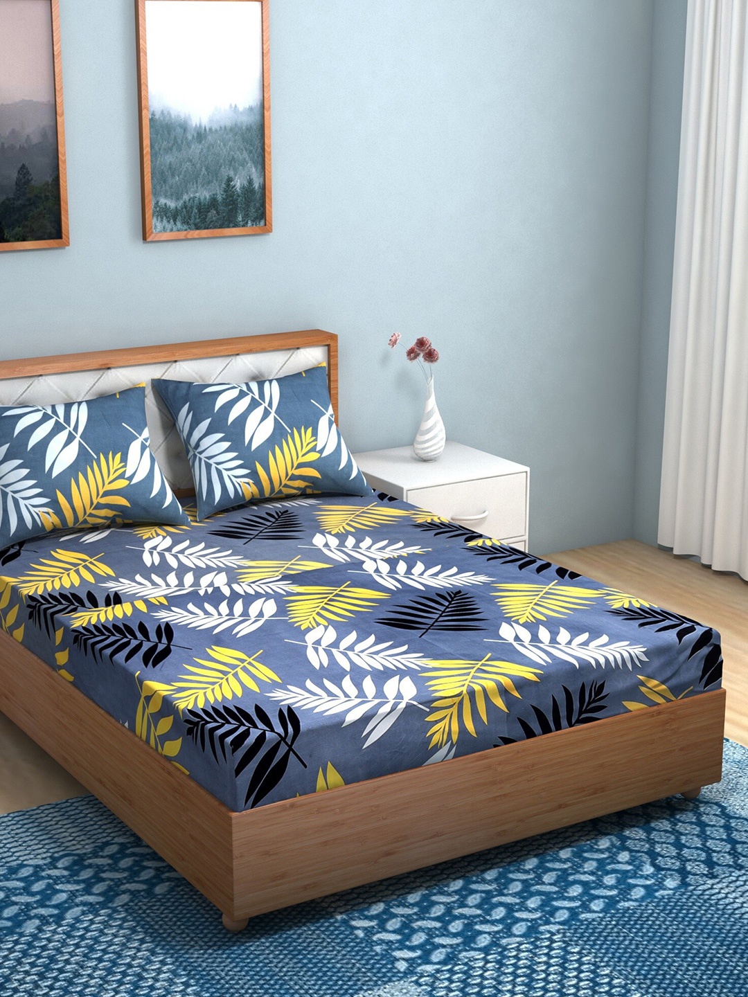 

TAG 7 Blue & White Striped 210 TC 2 King Bedsheet with 4 Pillow Covers