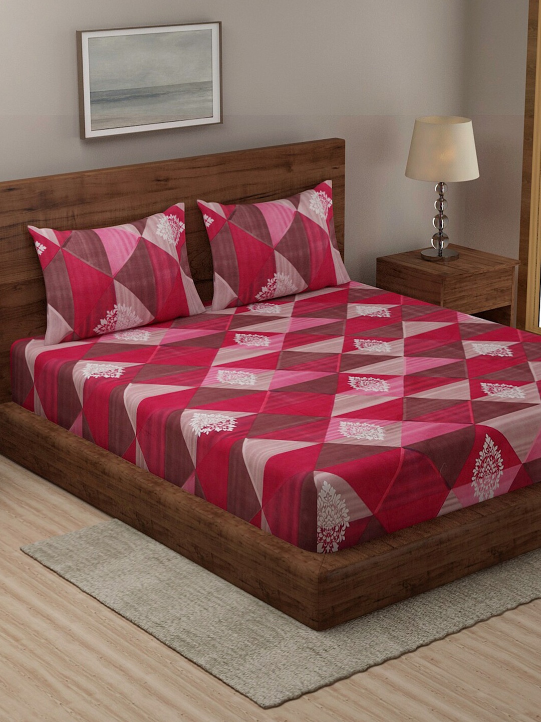 

TAG 7 Set Of 2 Red & Blue Geometric 210 TC 2 King Bedsheet with 4 Pillow Covers