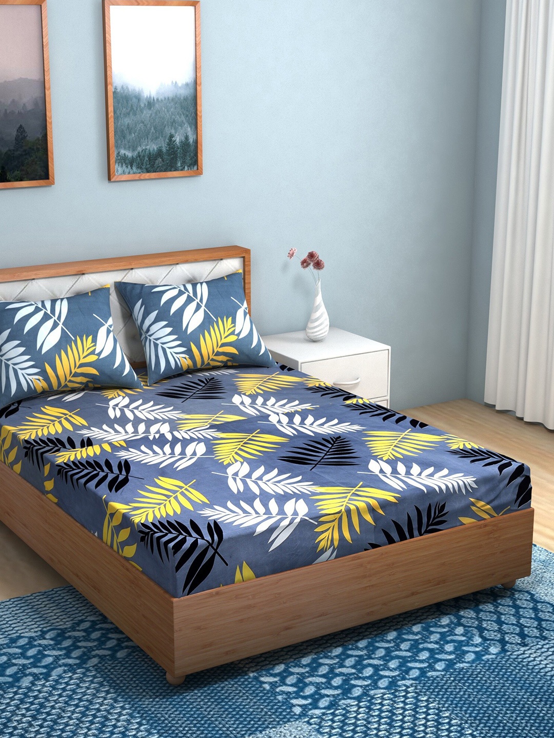 

TAG 7 Grey & White Floral 210 TC Cotton 2 King Bedsheet with 4 Pillow Covers