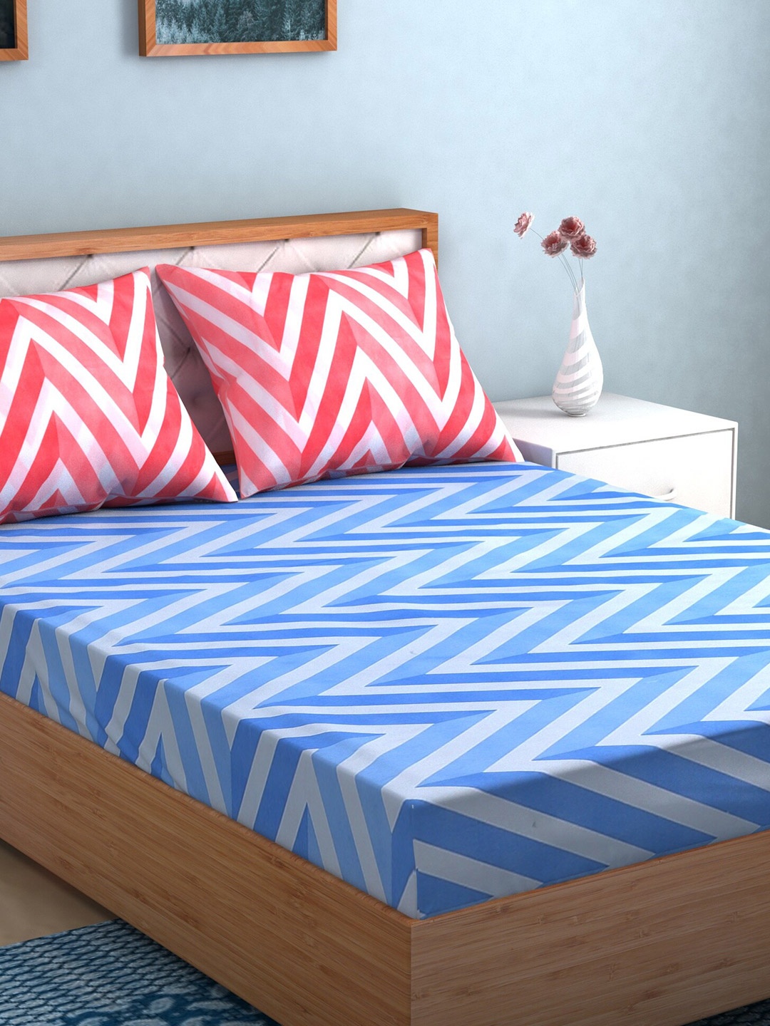 

TAG 7 White & Blue Geometric 210 TC 2 King Bedsheet with 4 Pillow Covers