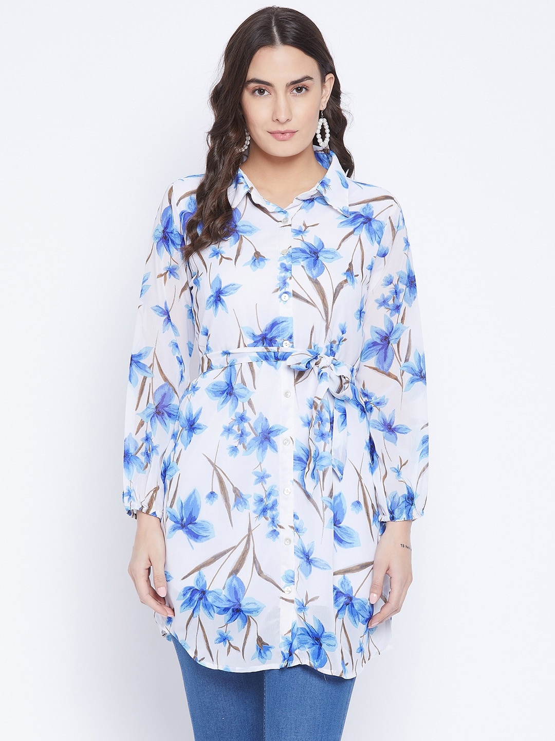 

Bitterlime White & Blue Shirt Collar Floral Printed Tunic