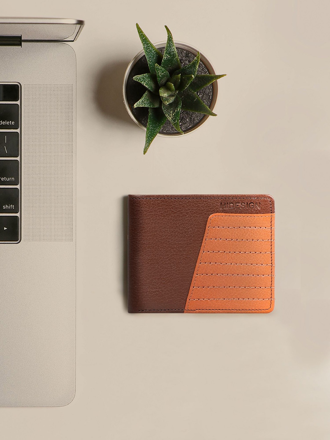 

Hidesign Men Brown & Tan Leather Two Fold Wallet