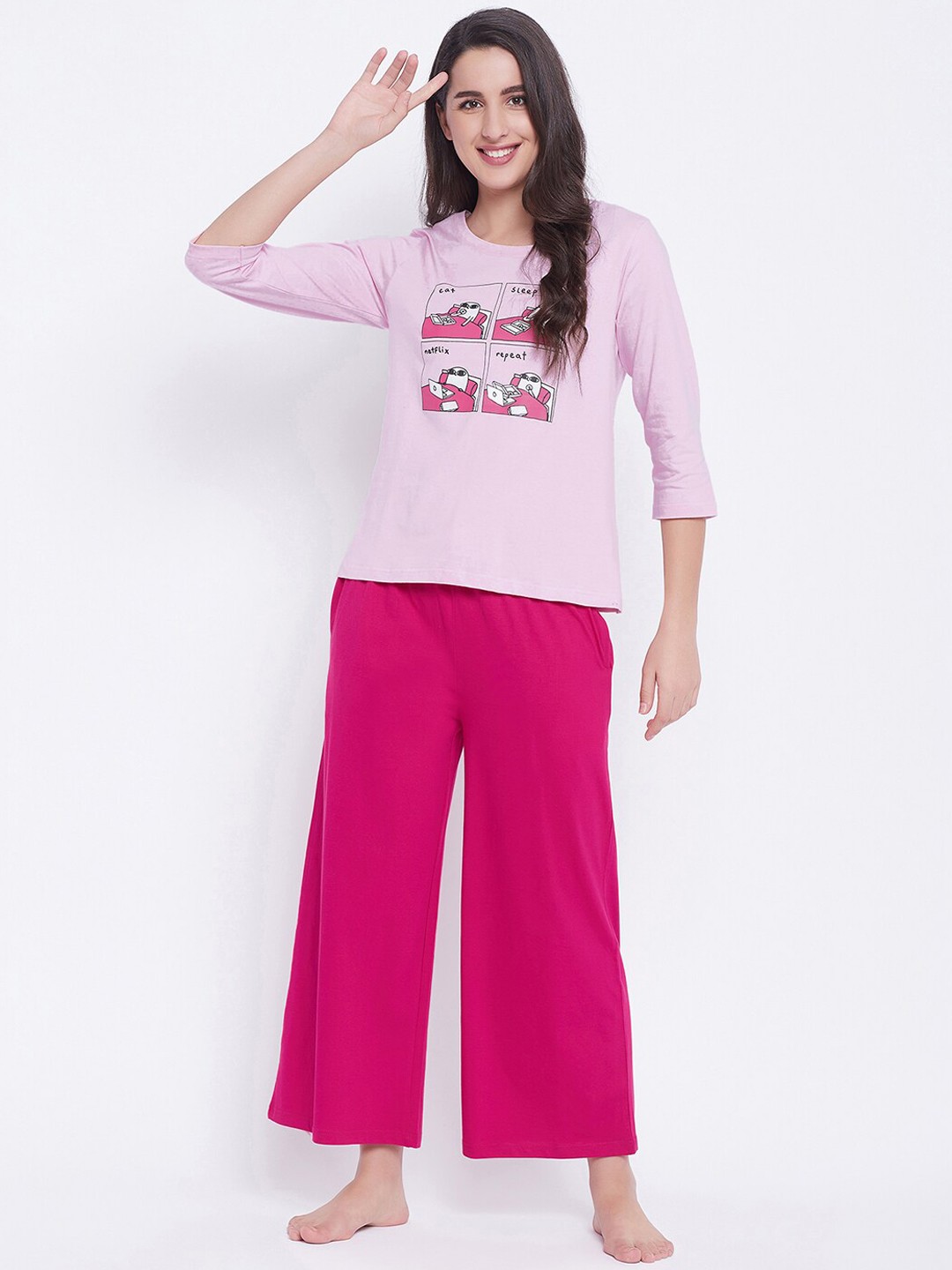 

Clovia Women Pink & Fuchsia Printed Night suit
