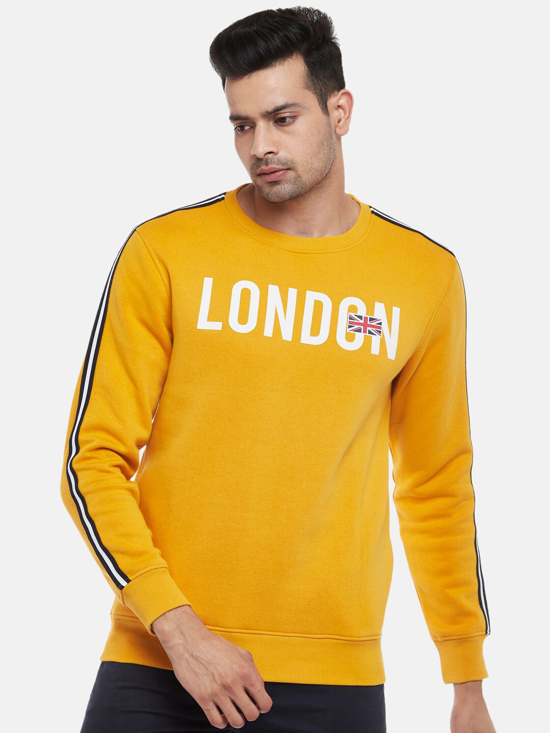 

BYFORD by Pantaloons Men Yellow Printed Sweatshirt