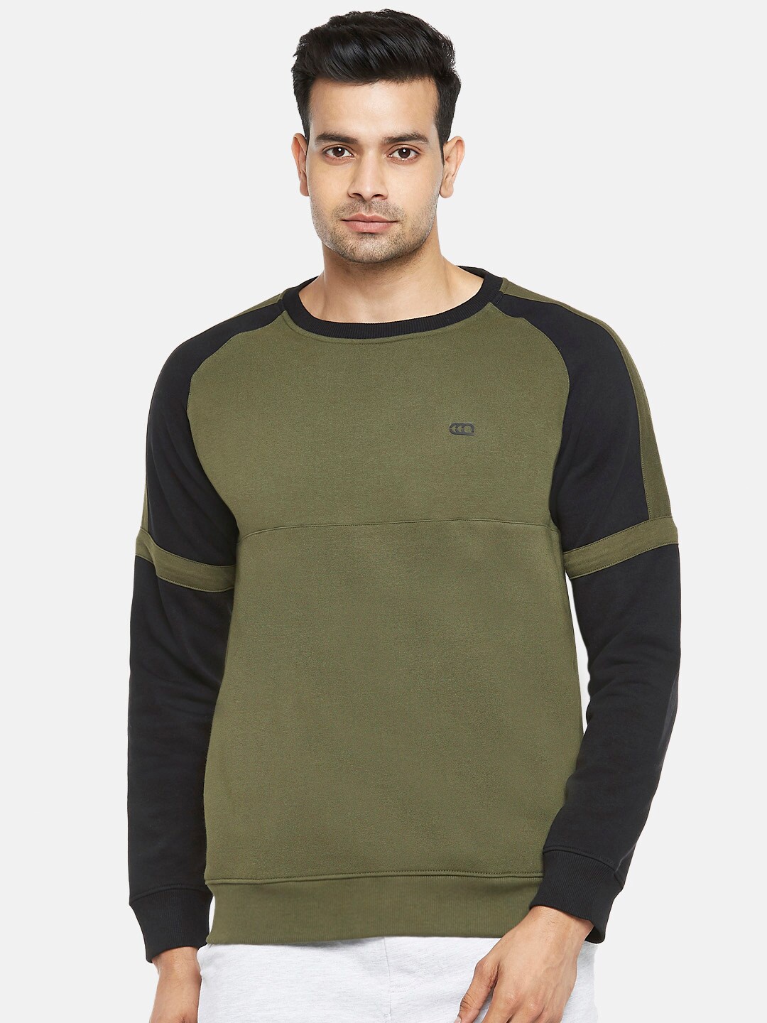 

Ajile by Pantaloons Men Olive Green Colourblocked Sweatshirt