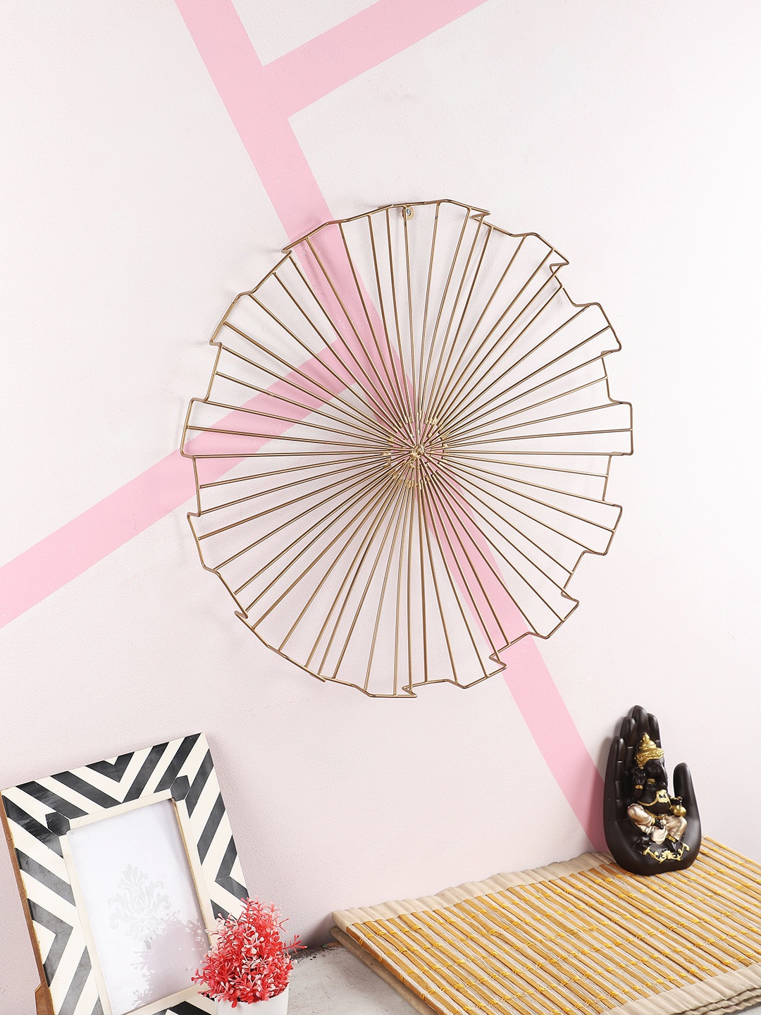 

Home Sparkle Gold-Toned Circle Iron Sculpture Art Wall Decor