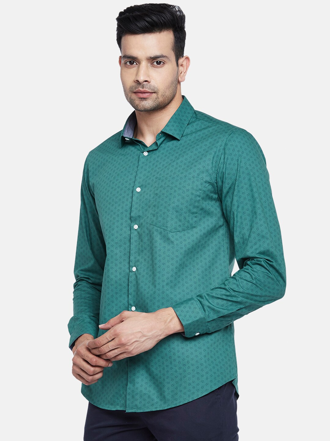 

BYFORD by Pantaloons Men Green Slim Fit Opaque Pure Cotton Casual Shirt